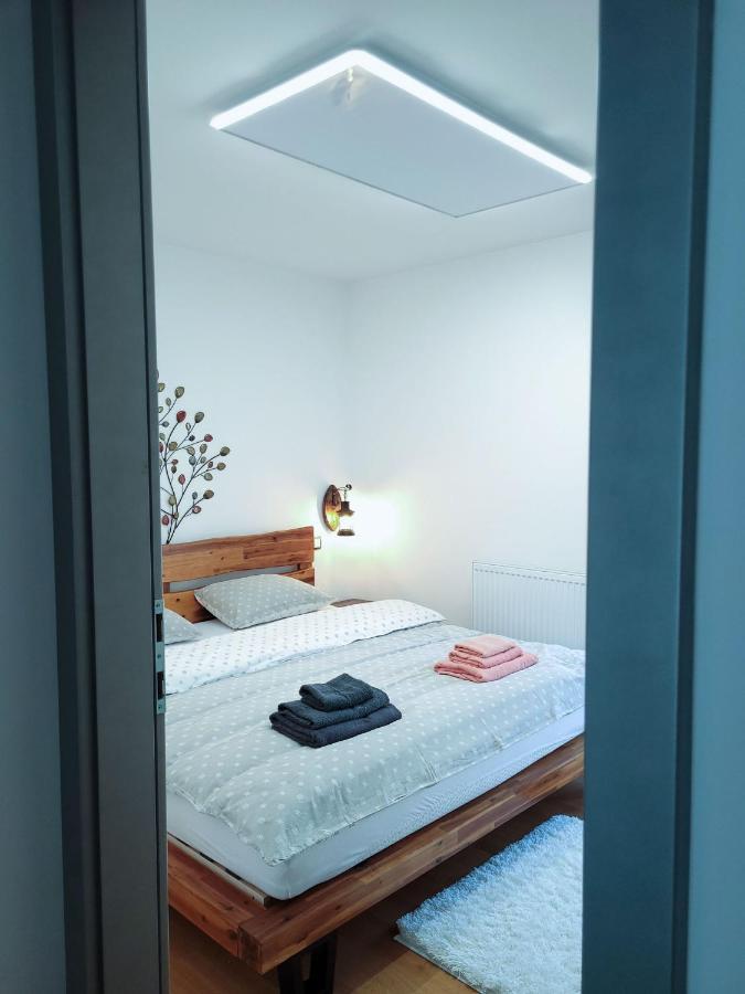 Apartma M&J Mojstrana Luaran gambar