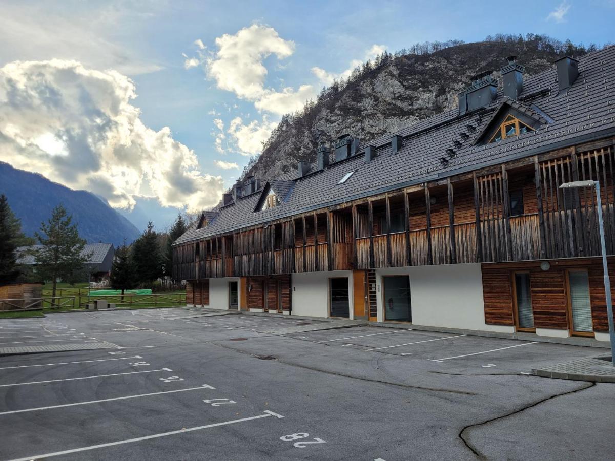 Apartma M&J Mojstrana Luaran gambar