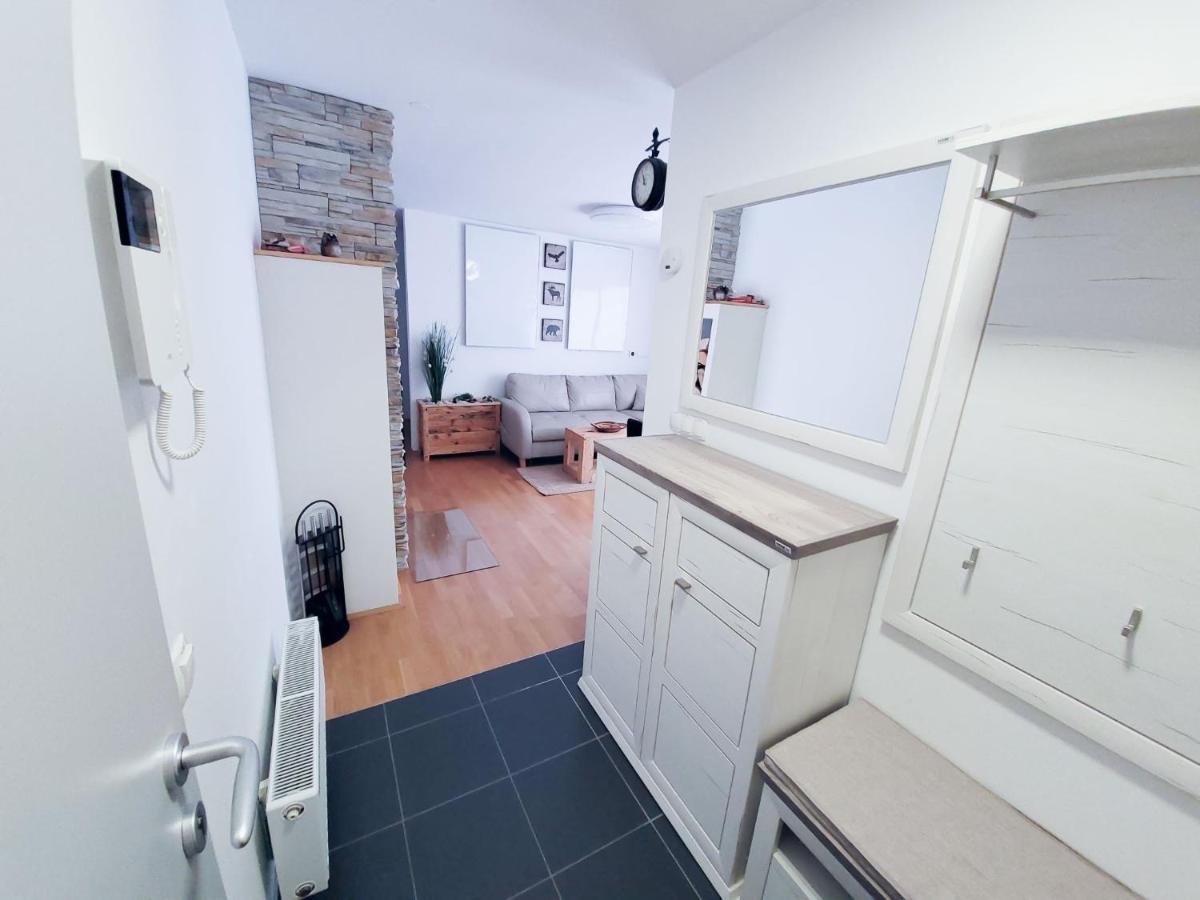 Apartma M&J Mojstrana Luaran gambar