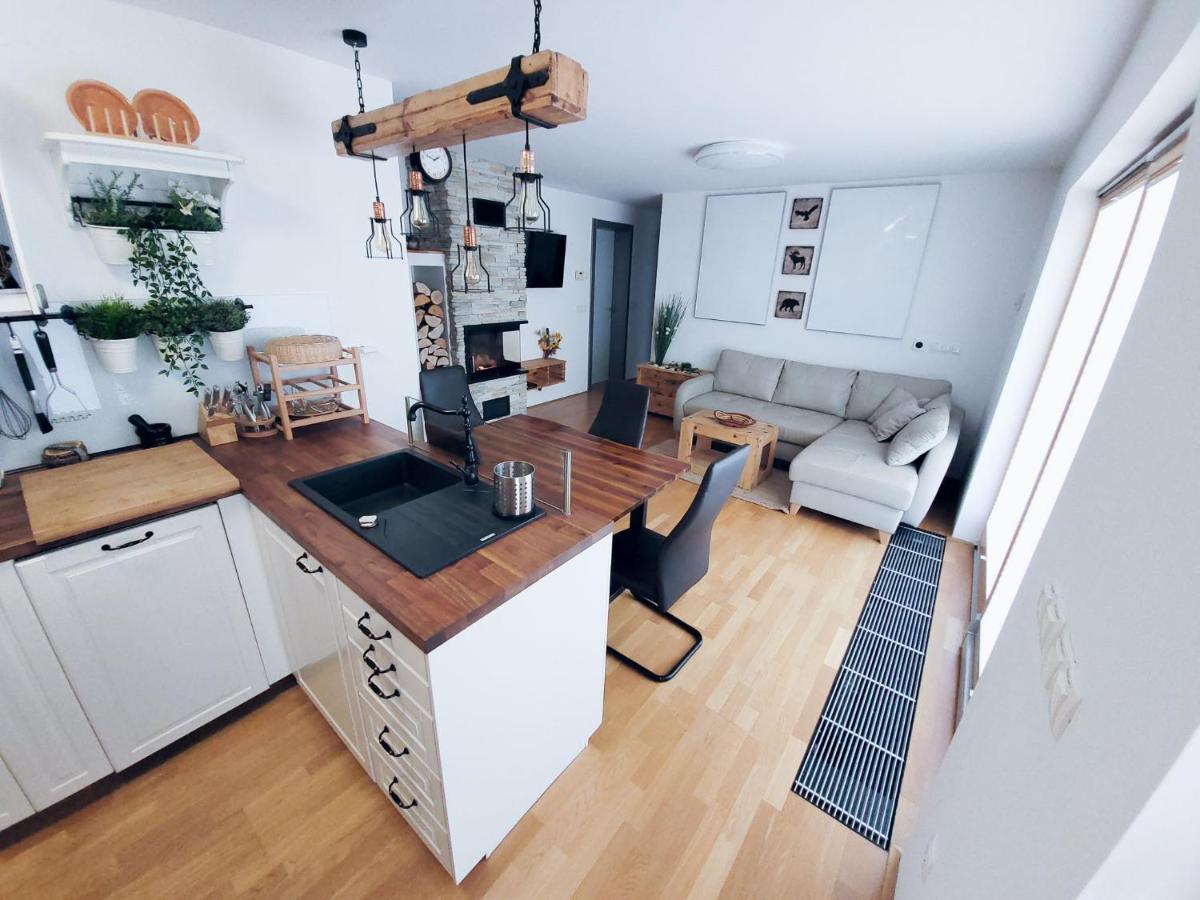 Apartma M&J Mojstrana Luaran gambar